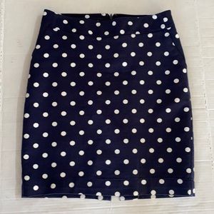 Merona Women 2 Navy/White Polka Dots Fully Lined Zipped Skirt with Side Pockets